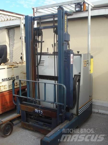 Komatsu FB15RS-8 Transpaleta manuala