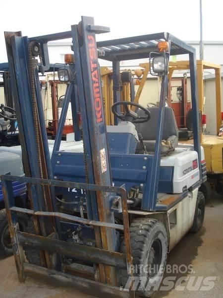 Komatsu FG15L-15 Strivuitoare-altele