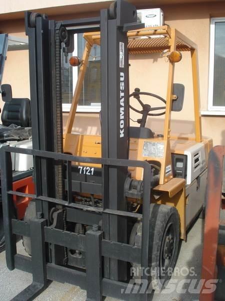 Komatsu FG25L-7 Strivuitoare-altele
