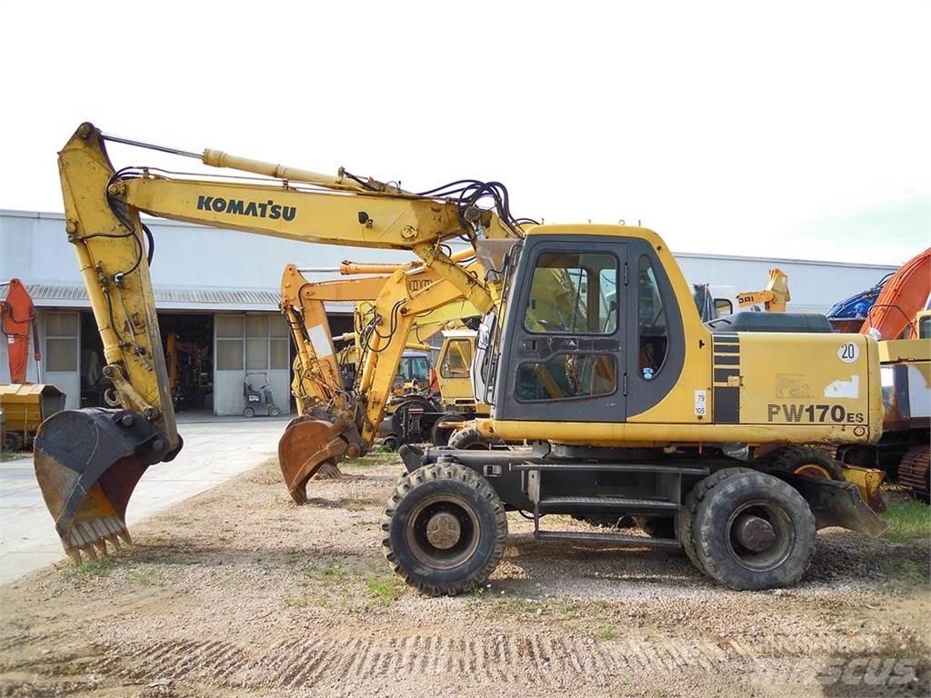Komatsu PW170ES-6K Excavatoare cu roti