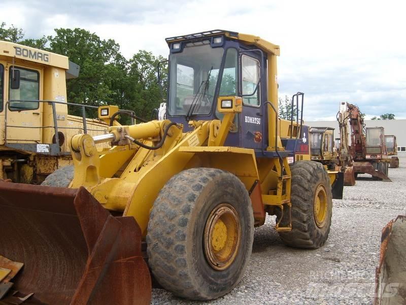Komatsu WA350 Incarcator pe pneuri