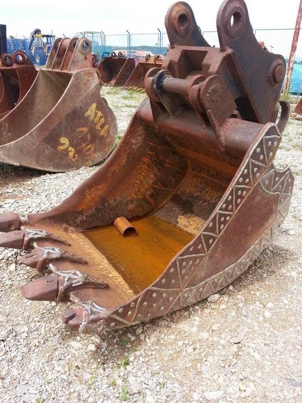  KORPA / BUCKET 1050mm Utilaje construcții - Altele