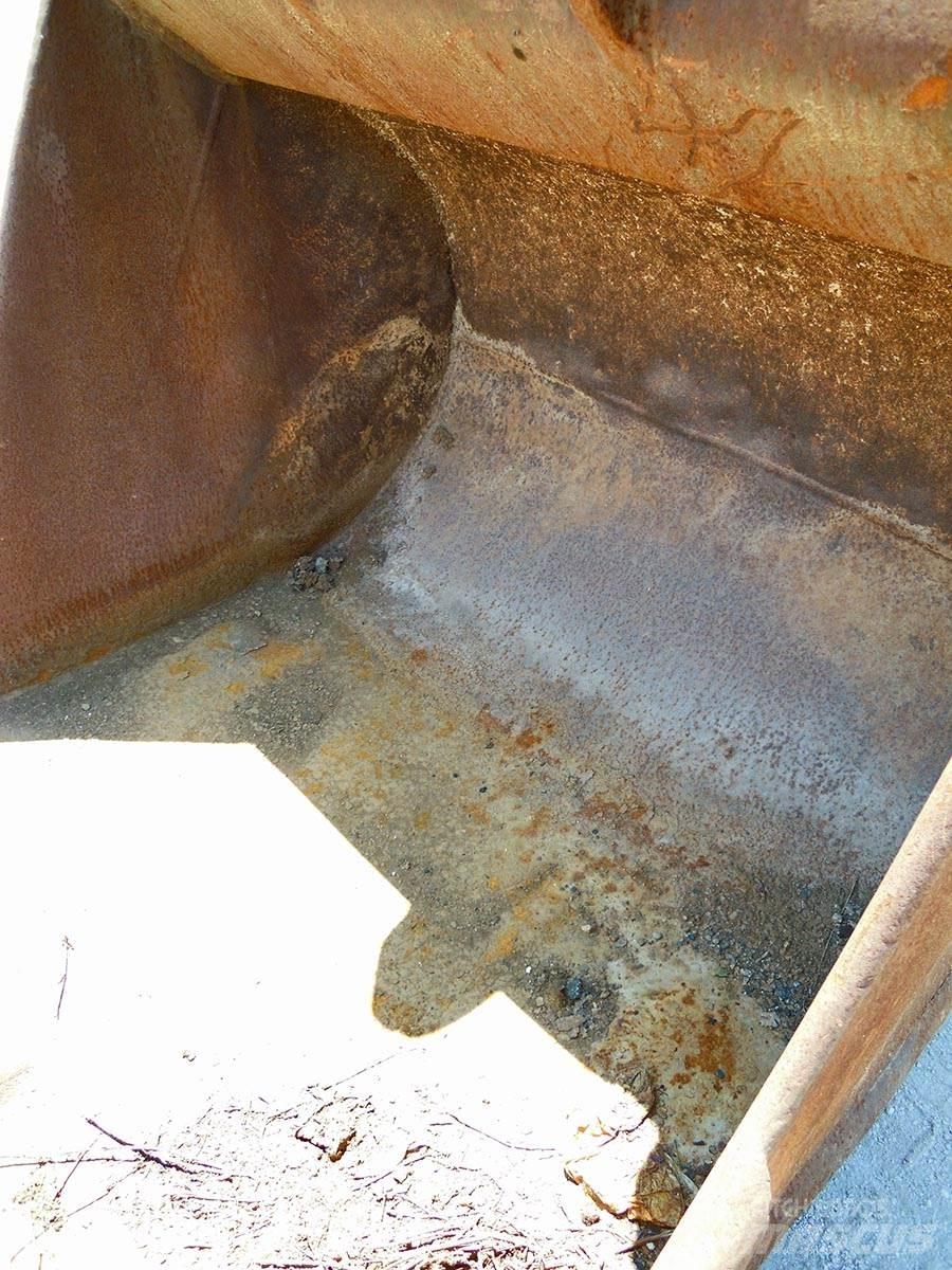  KORPA / BUCKET 1300mm 1,1m3 Utilaje construcții - Altele