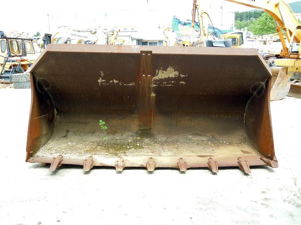  KORPA / BUCKET 3200mm 3,5m3 Utilaje construcții - Altele