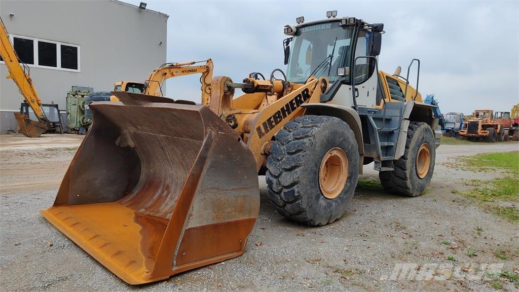 Liebherr L576 Incarcator pe pneuri