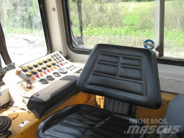 Liebherr PR 732 L Buldozere pe senile