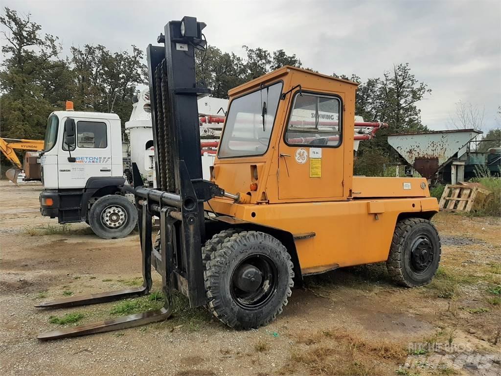 Litostroj V8 Stivuitor diesel