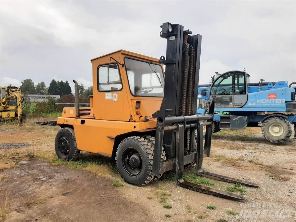 Litostroj V8 Stivuitor diesel