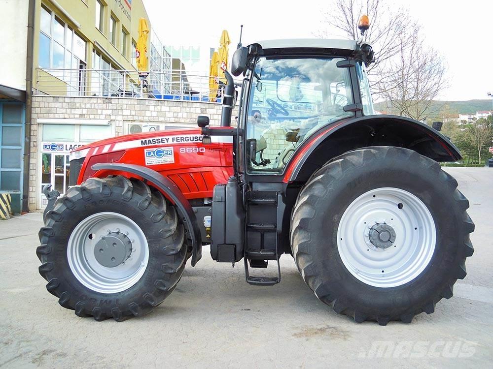 Massey Ferguson 8690 Tractoare