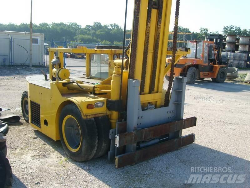 Matbro S 100 Stivuitor diesel