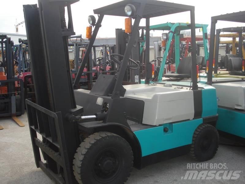Mitsubishi FG25F17B Strivuitoare-altele