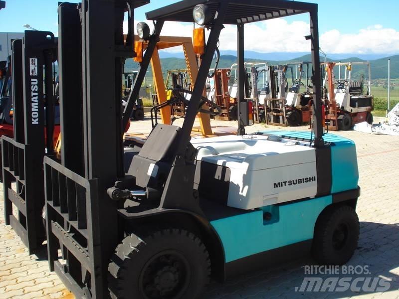 Mitsubishi FG25F17B Strivuitoare-altele