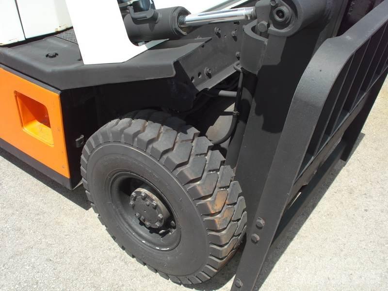 Nissan H01A15 Stivuitor GPL