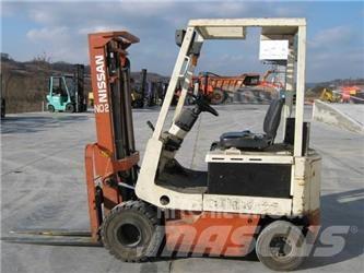 Nissan M01L15 Stivuitor electric