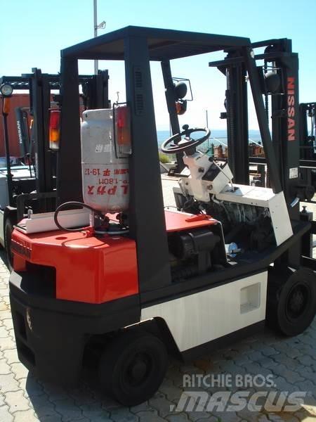 Nissan NH01A15 Strivuitoare-altele