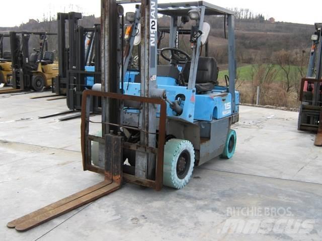 Nissan NJ01A15 Stivuitor GPL
