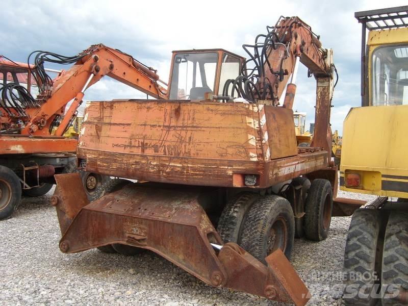 O&K MH6 Excavatoare cu roti