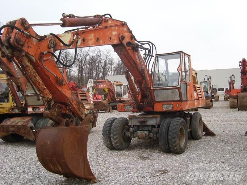 O&K MH6 Excavatoare cu roti