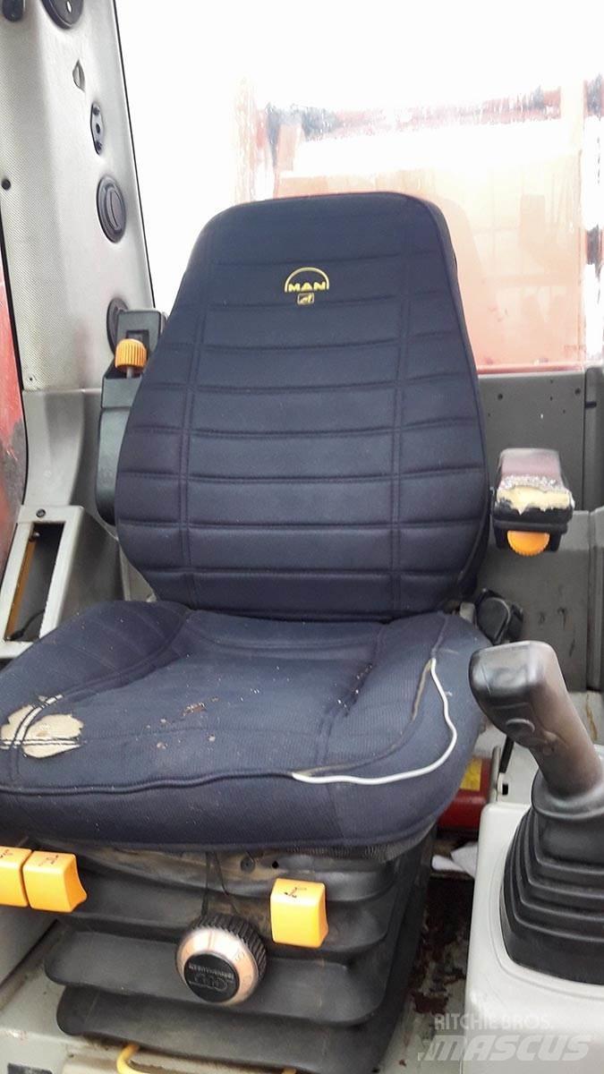 O&K RH16,5 Excavatoare pe șenile
