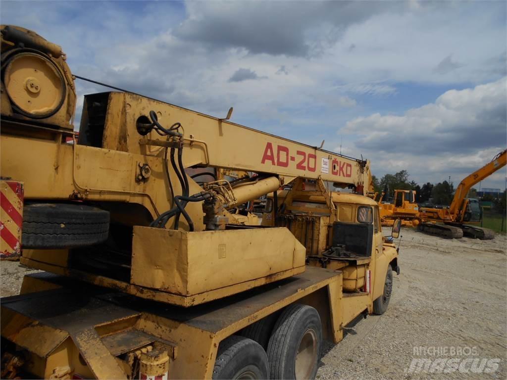 Tatra AD 20 Macara teren accidentat