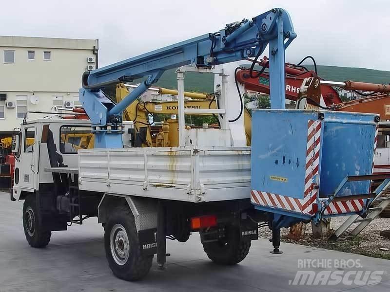  TCMMULTI . Nacele cu brat articulat