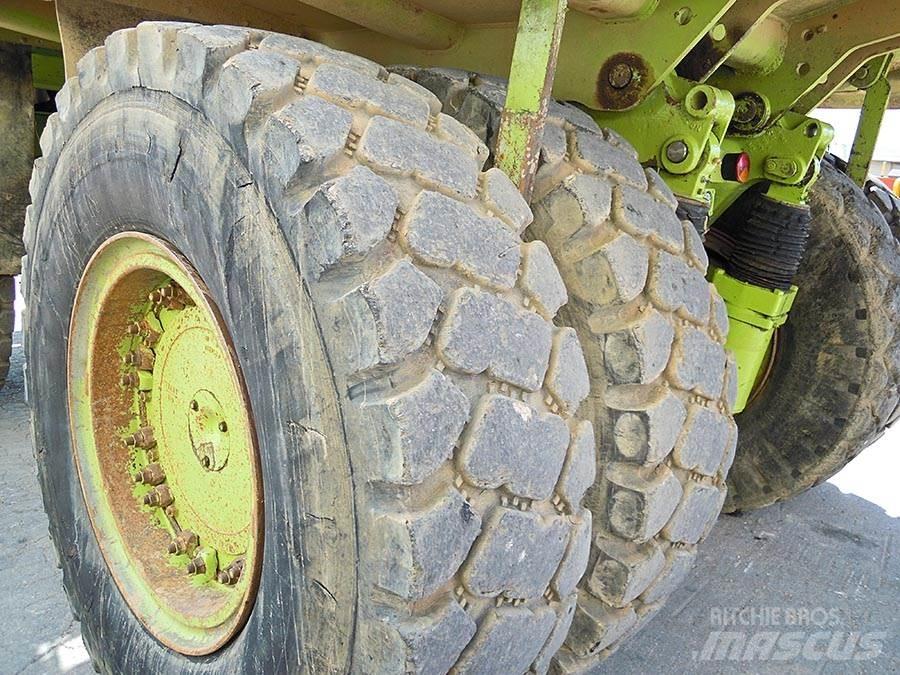 Terex 33-07 Minitractor de teren