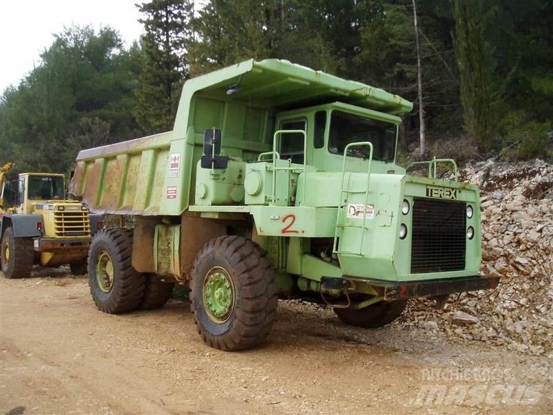 Terex L33-05 Minitractor de teren