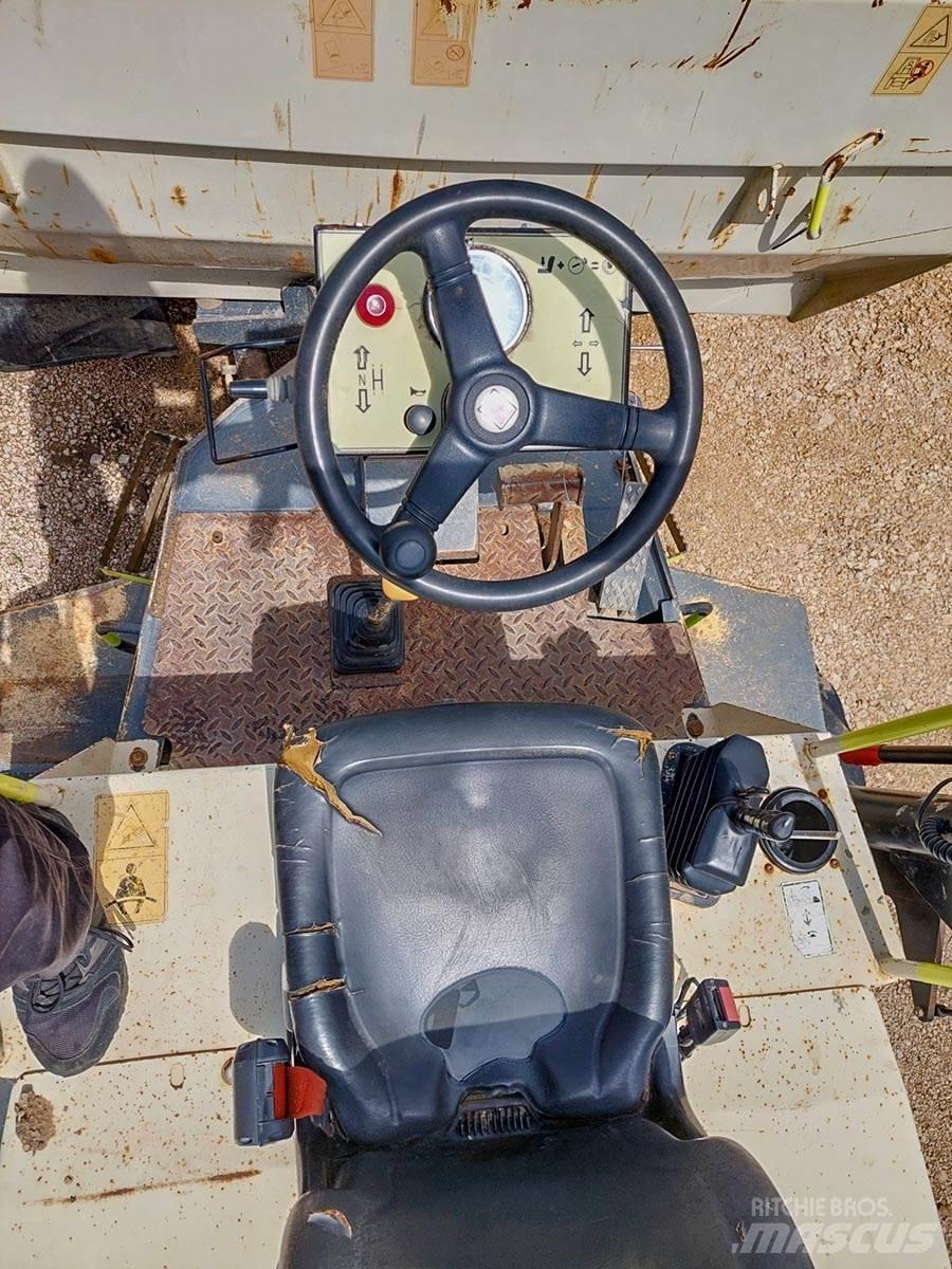 Terex TA9 Minitractor de teren