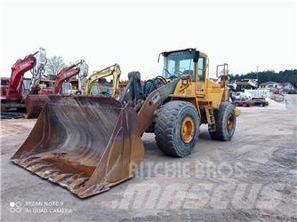 Volvo L180E Incarcator pe pneuri