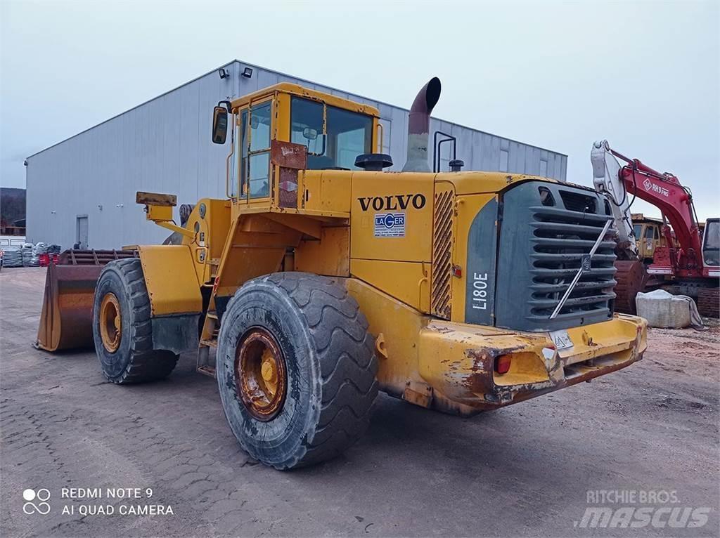 Volvo L180E Incarcator pe pneuri