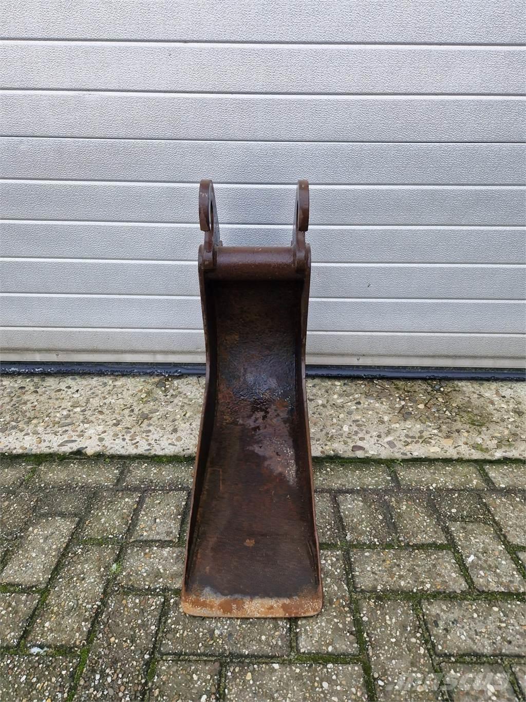  Banaanbak Utilaje agricole - Altele