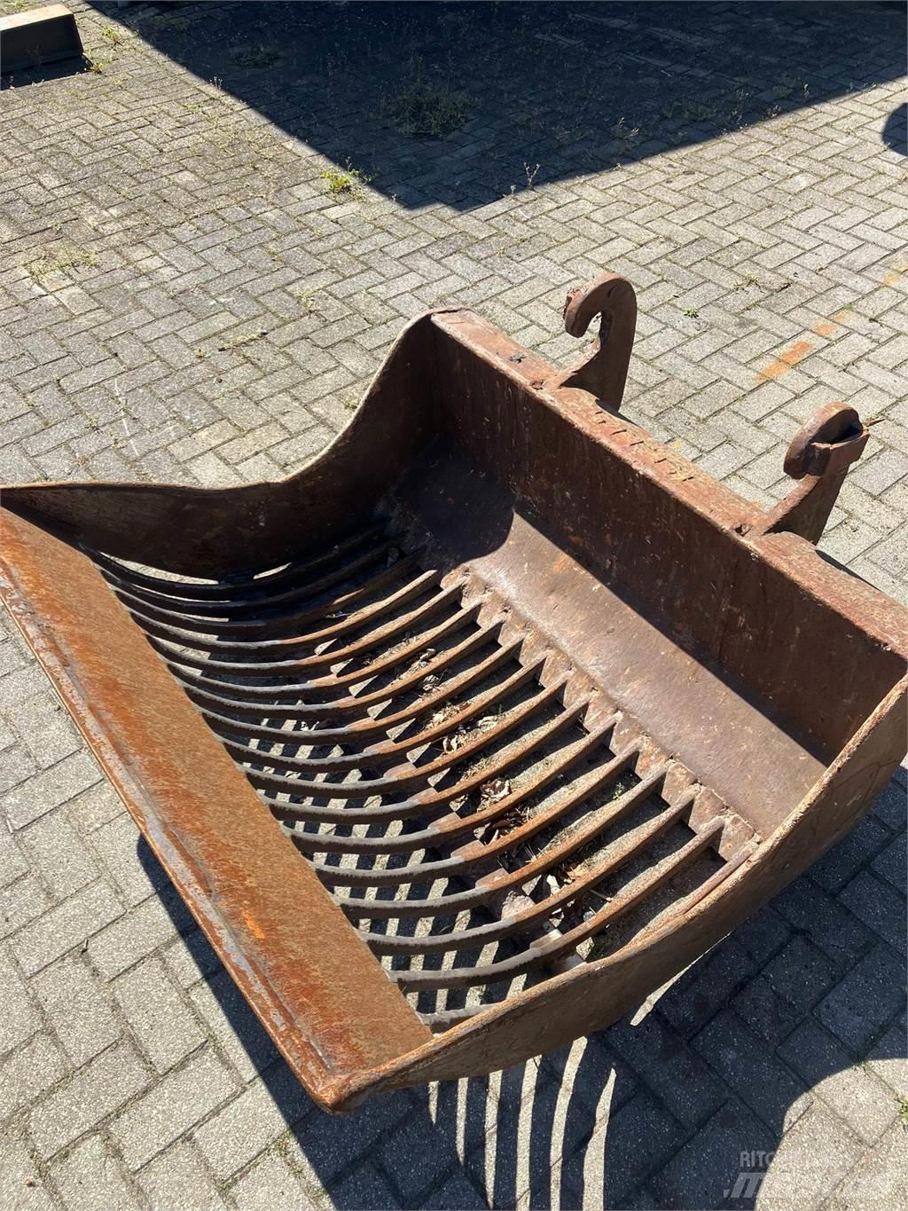 Puinbak Utilaje agricole - Altele