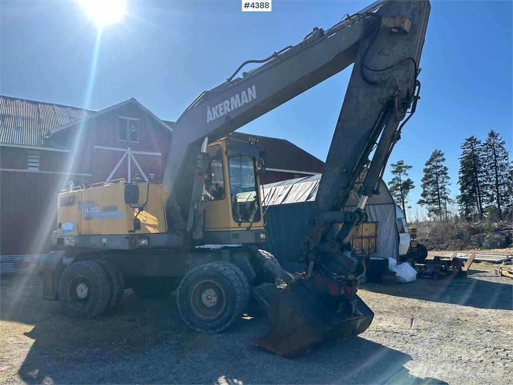 Åkerman EW200 Excavatoare pe șenile
