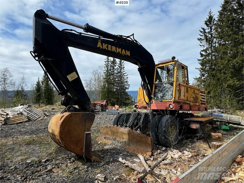 Åkerman H9 Excavatoare pe șenile
