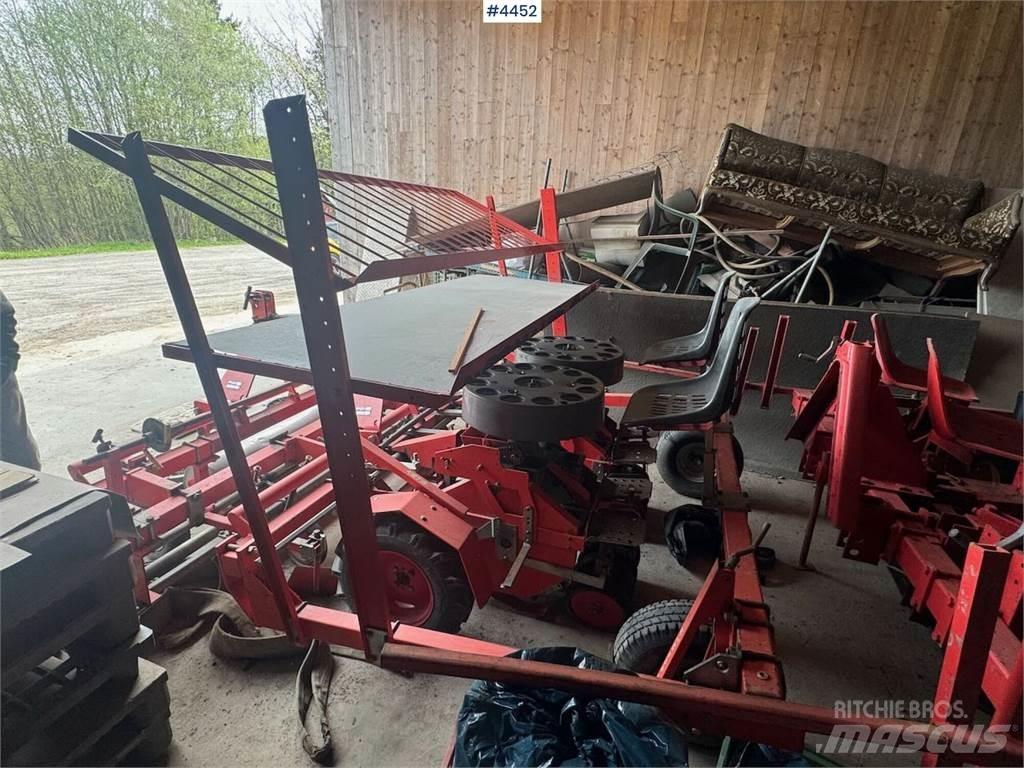 Checchi & Magli B24 Perforatoare