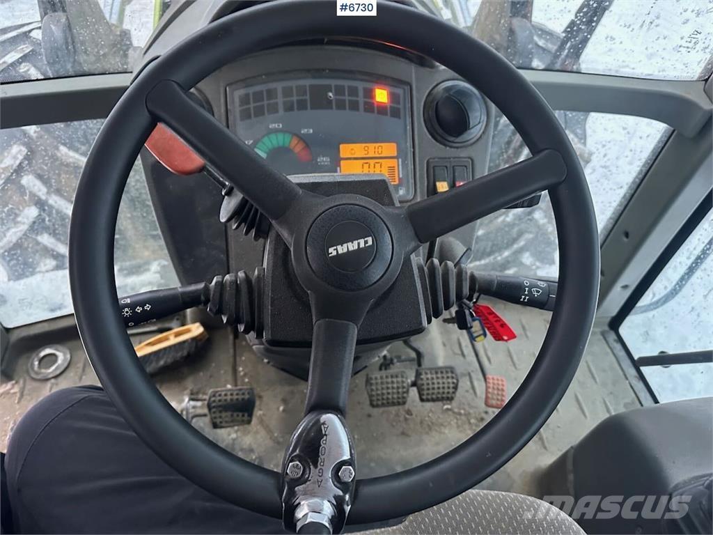 CLAAS Ares 697 Tractoare