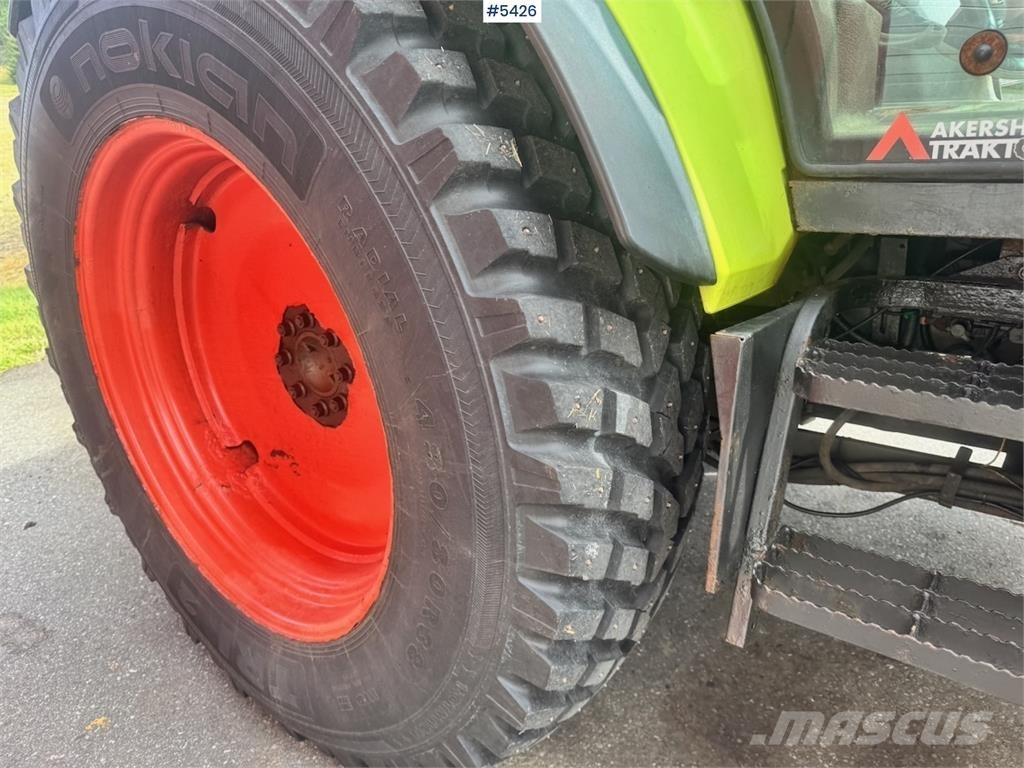 CLAAS Arion 430 Tractoare
