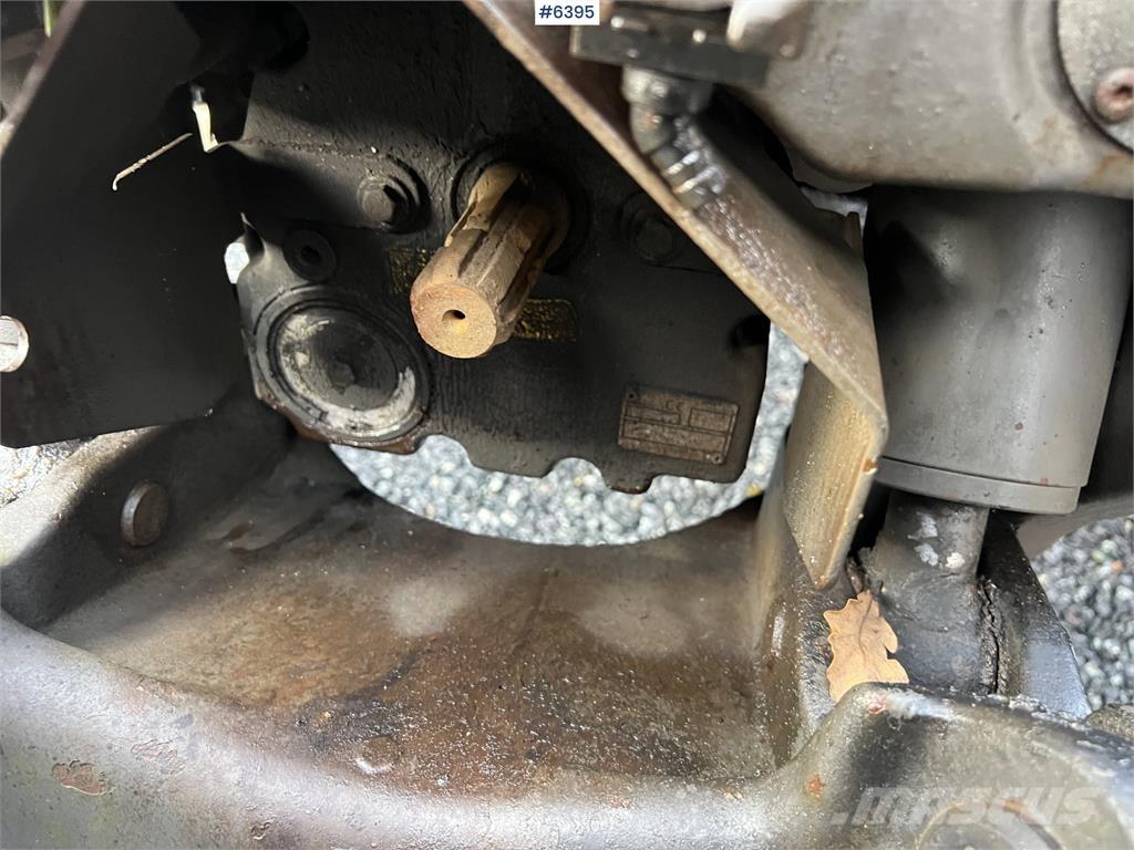 CLAAS Arion 460 Tractoare