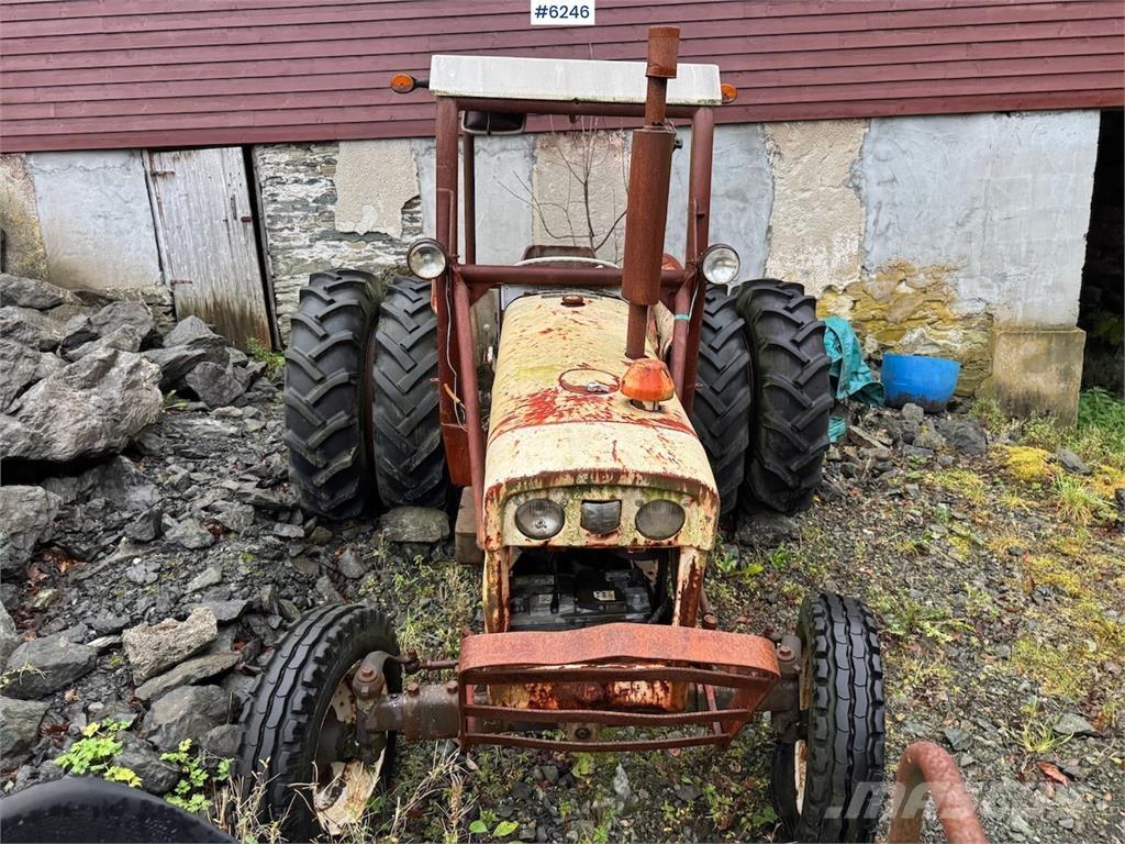 David Brown 885 Tractoare