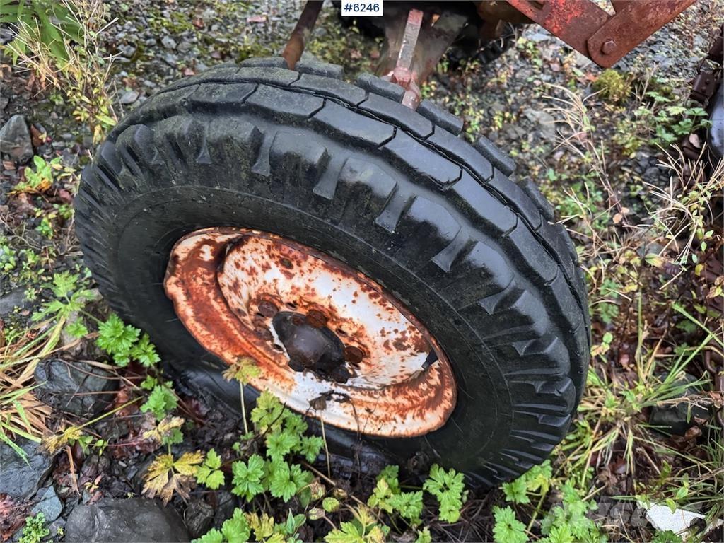 David Brown 885 Tractoare