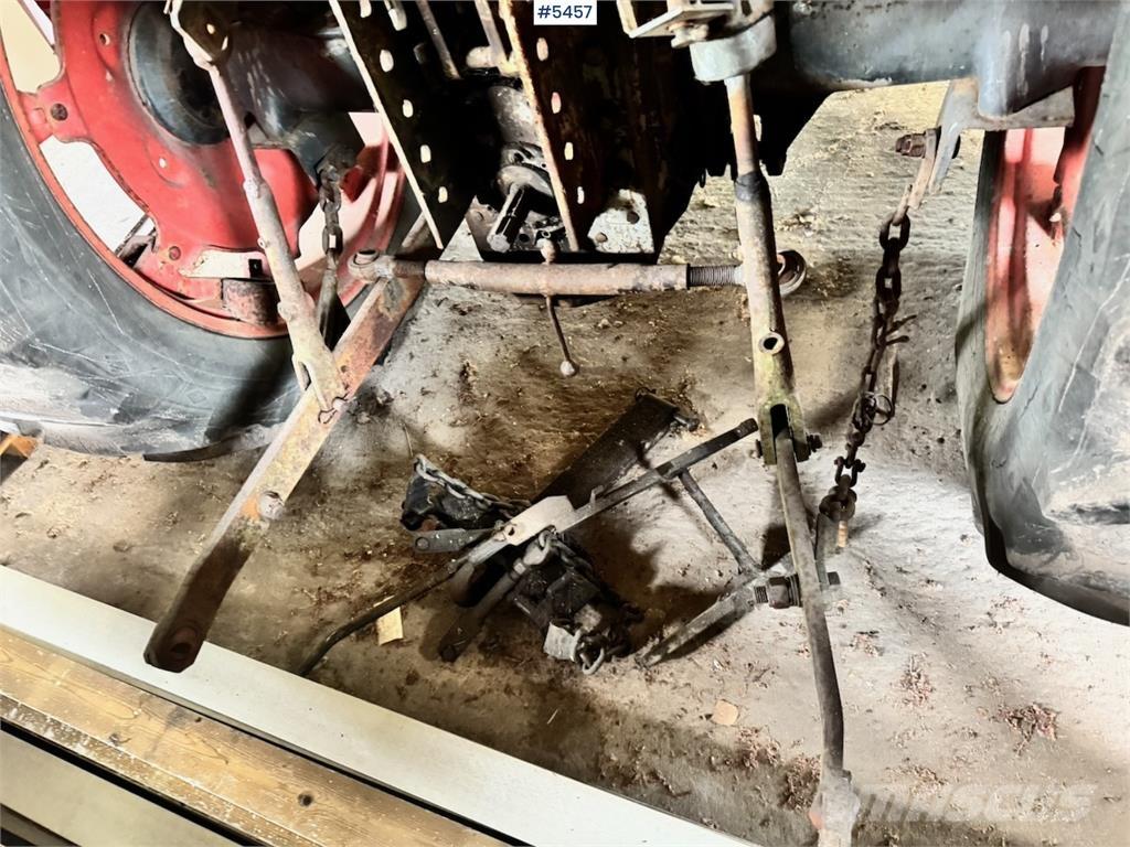 Deutz Fahr D60 Tractoare