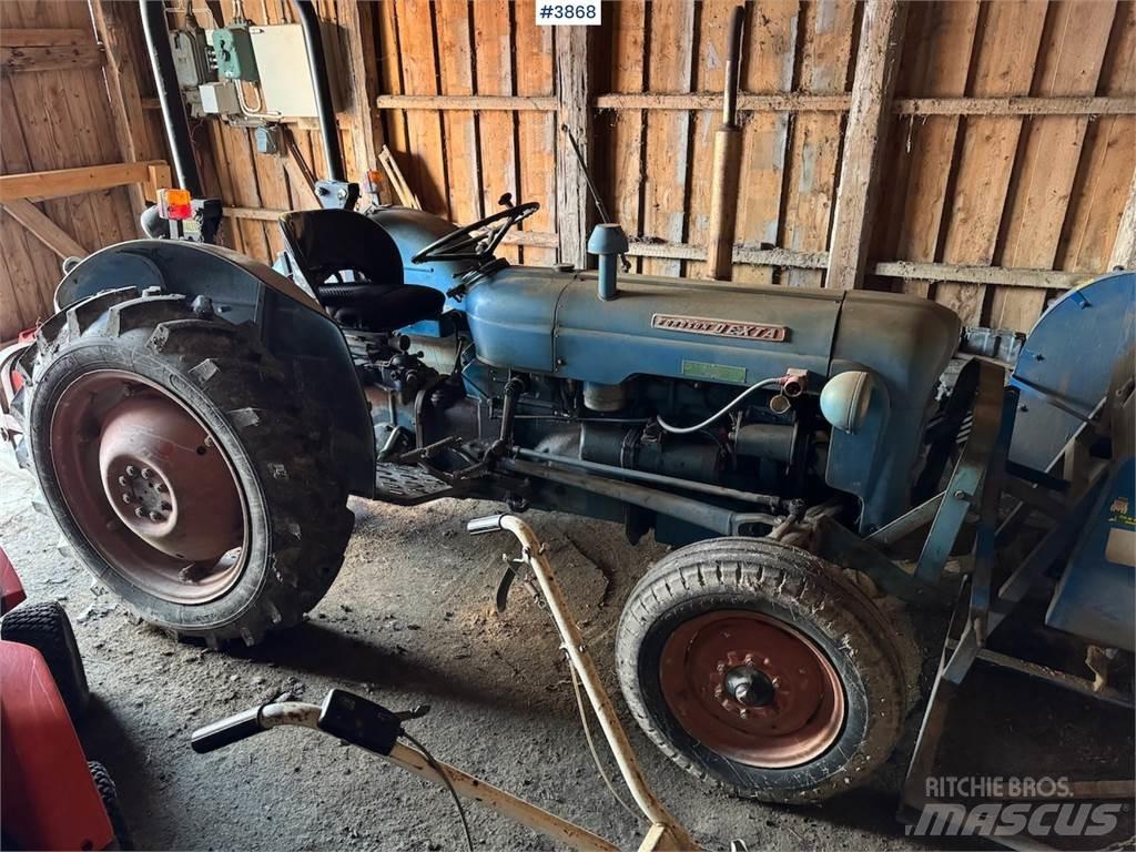 Ford Dexta Tractoare