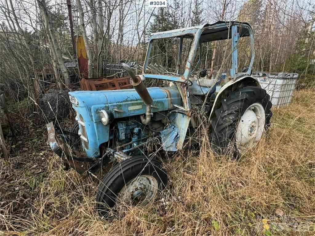 Ford Super Dexta Tractoare