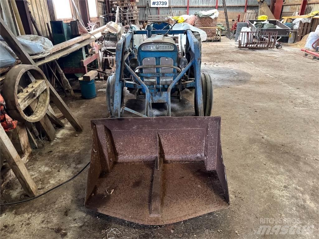 Ford Super Dexta Tractoare