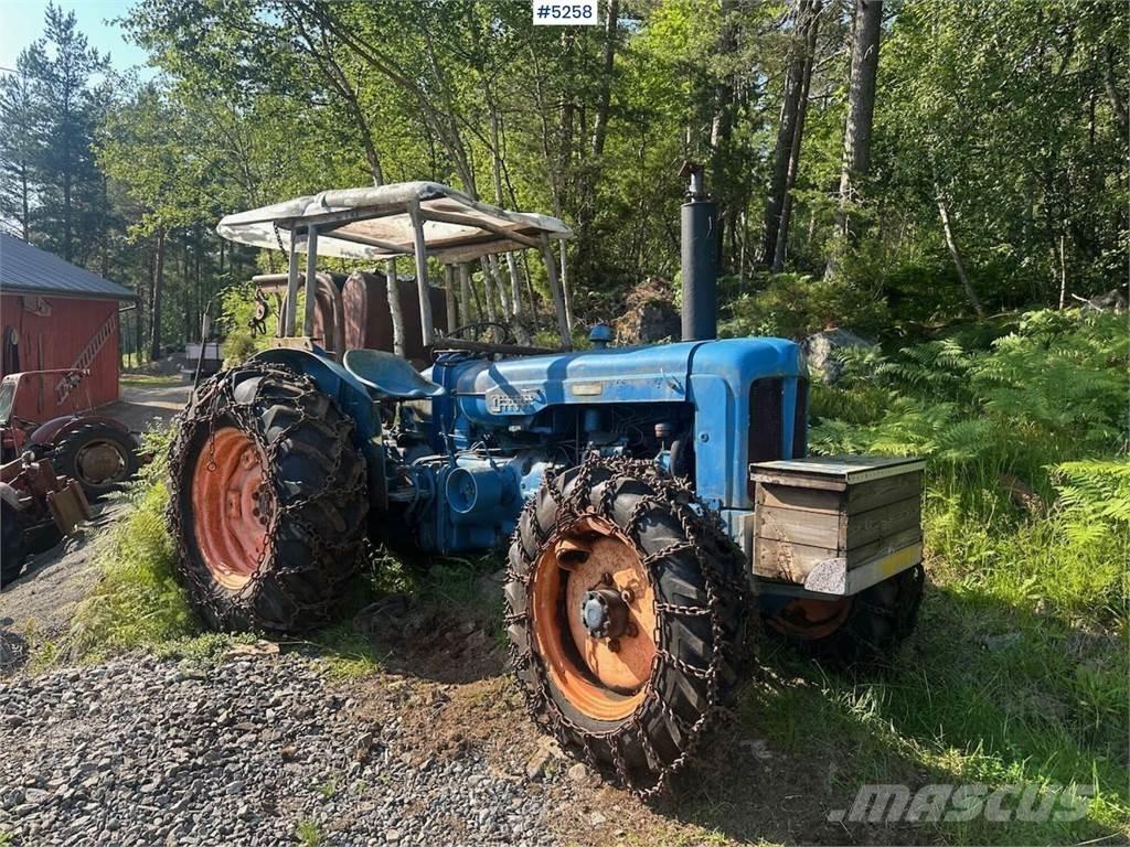 Fordson Major Tractoare