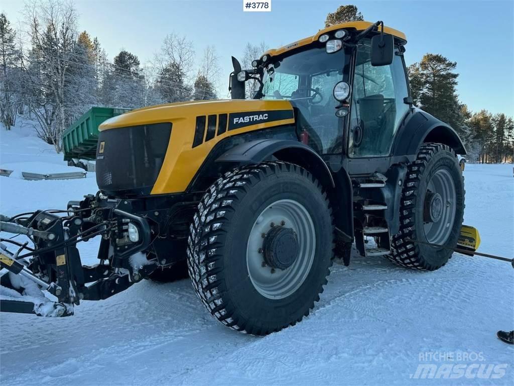 JCB Fastrac 8250 Tractoare