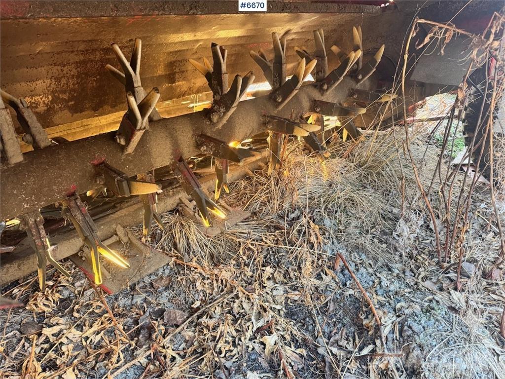 JF CMS2800 Perforatoare