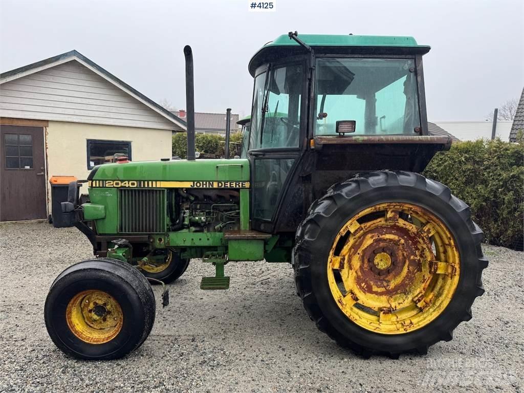 John Deere 2040 Tractoare
