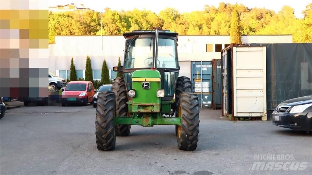 John Deere 2040 Tractoare