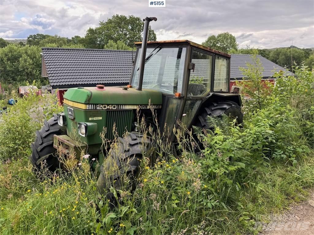 John Deere 2040 Tractoare
